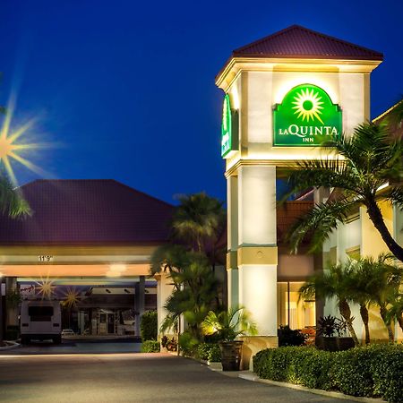 La Quinta By Wyndham Clearwater Central Hotel Exterior photo